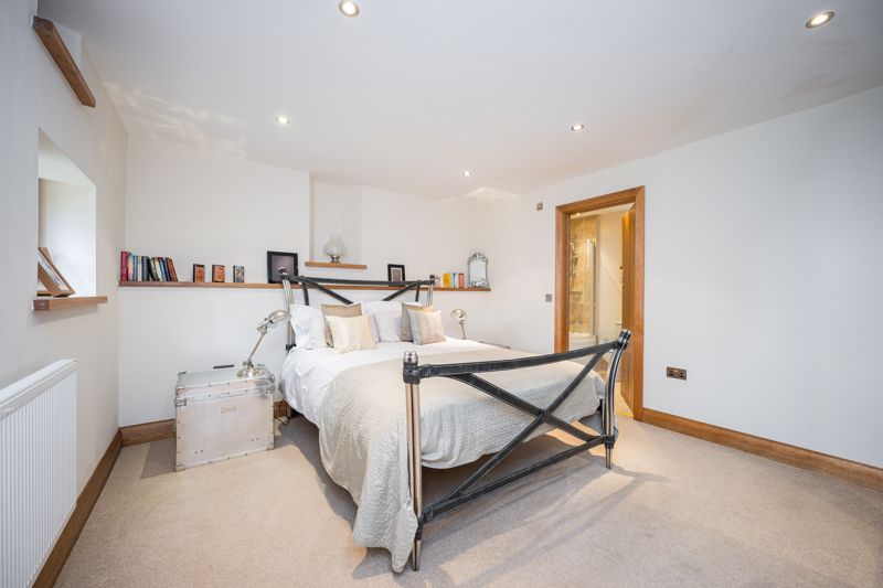 Bedroom- click for photo gallery